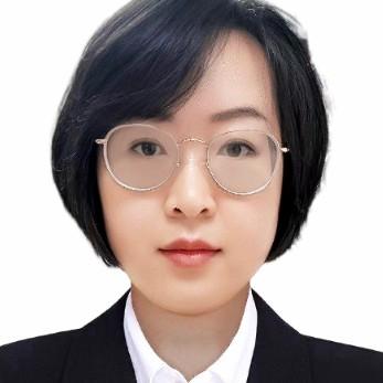陳 玲